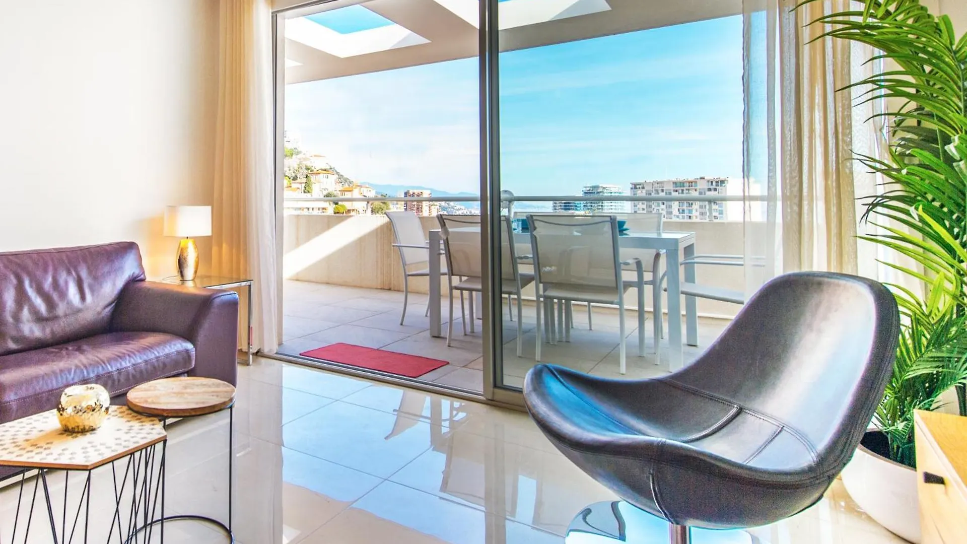 Victoria Palace - Monaco - 3 Pieces - Garage Apartment Beausoleil